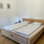 Schoene Im Helenental Baden bei Wien