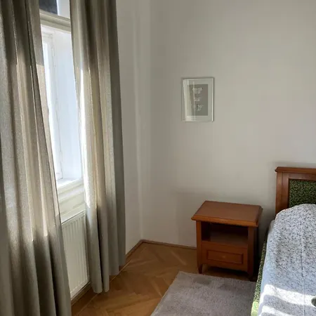 Schoene Im Helenental * Baden