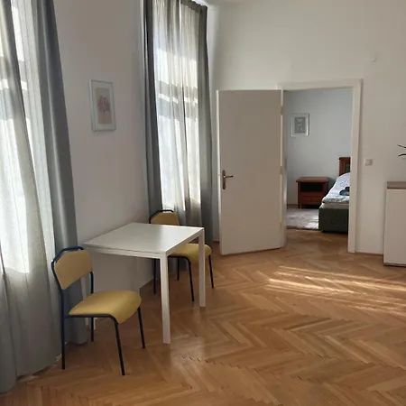 Schoene Im Helenental Baden