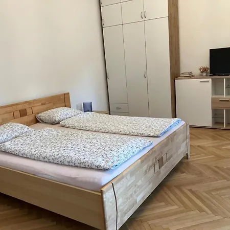 Schoene Im Helenental Μπάντεν