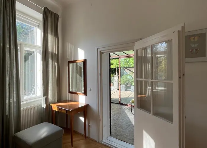 Schoene Im Helenental Appartamento