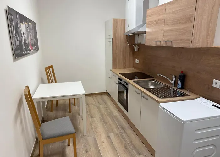 Schoene Im Helenental * Baden bei Wien